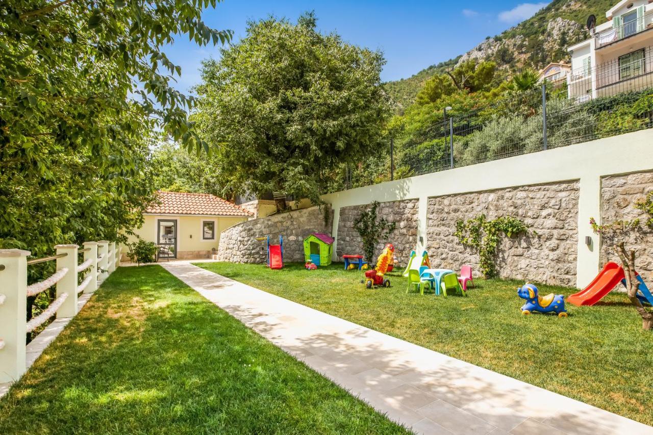 Dekaderon Lux Apartments Kotor Exterior photo