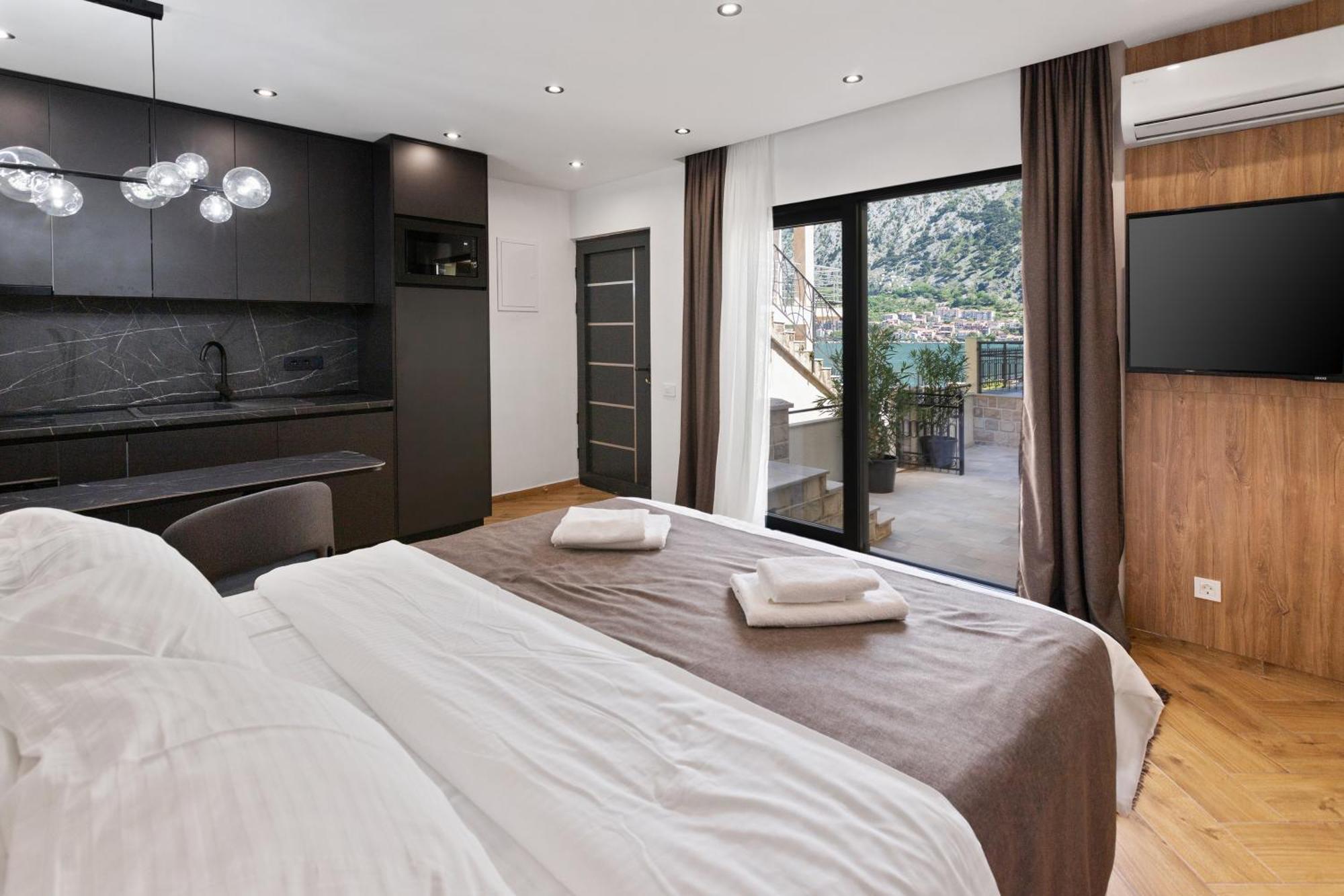 Dekaderon Lux Apartments Kotor Exterior photo