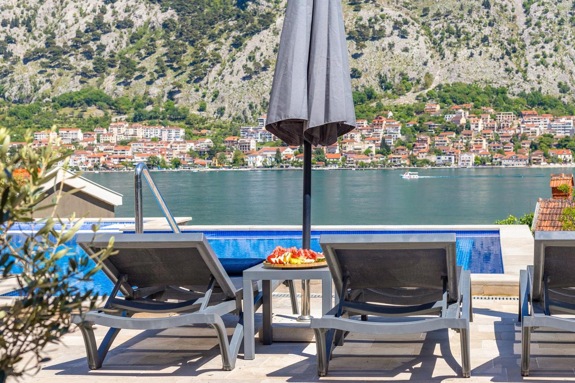 Dekaderon Lux Apartments Kotor Exterior photo