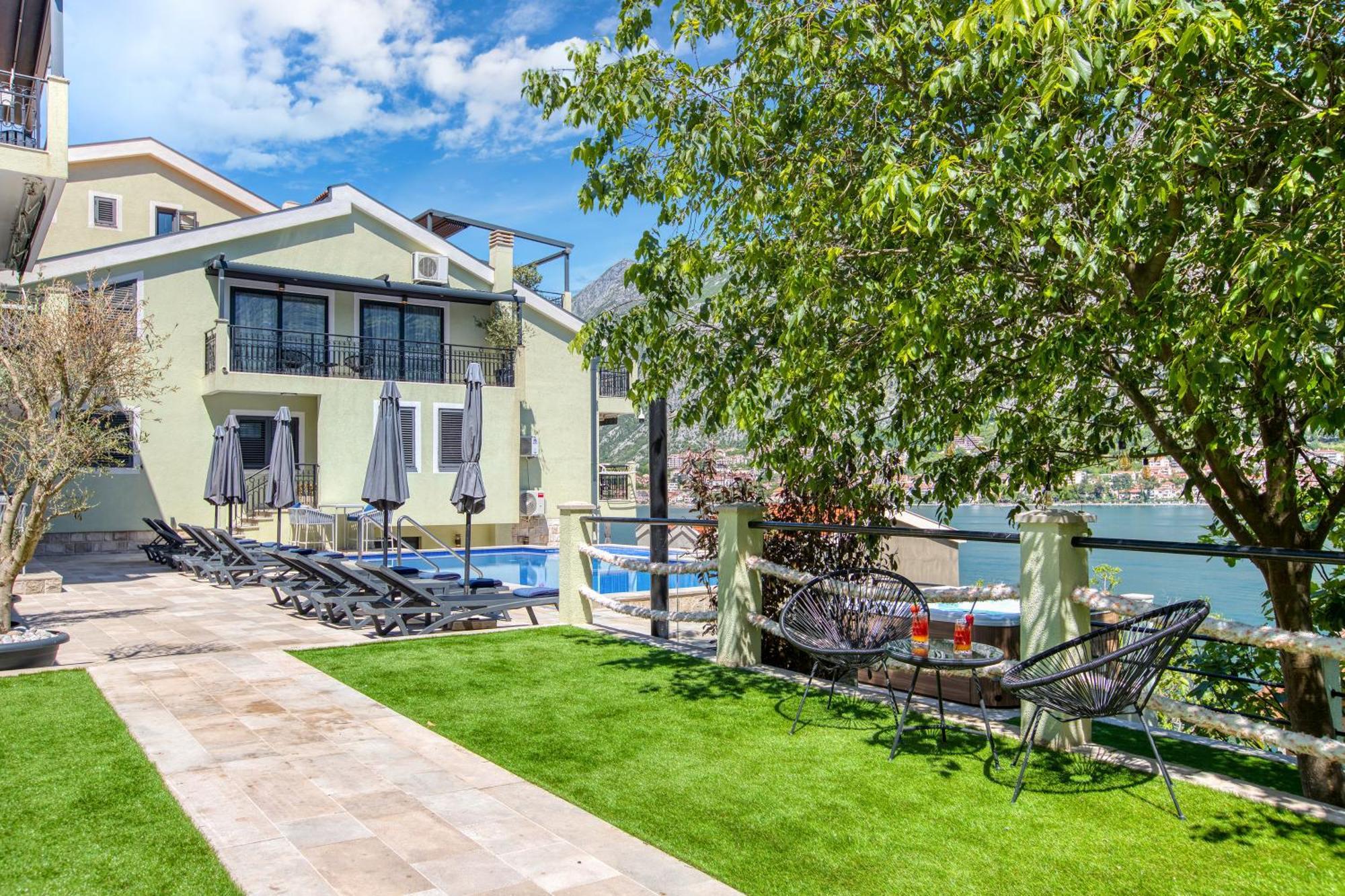 Dekaderon Lux Apartments Kotor Exterior photo