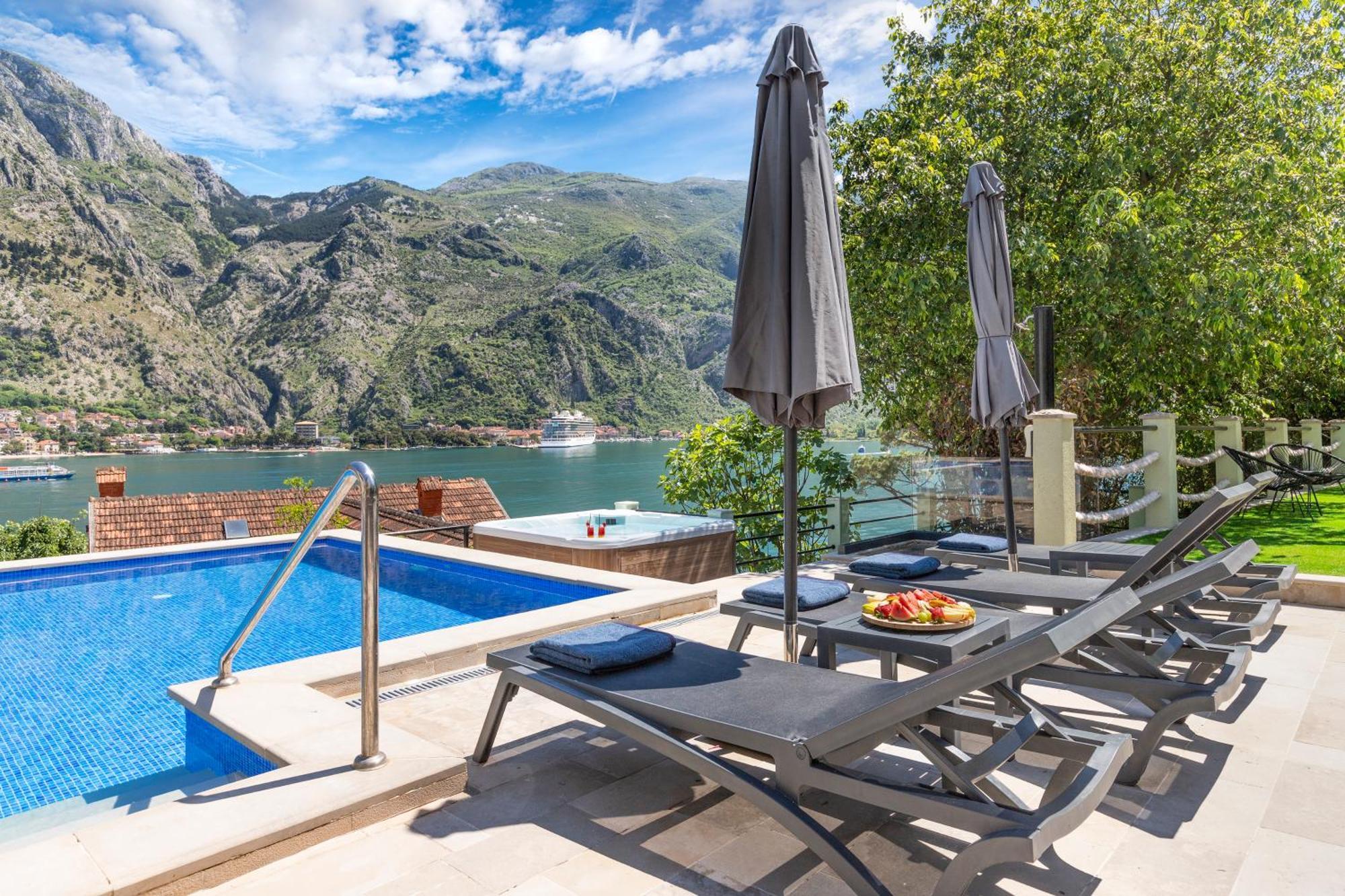 Dekaderon Lux Apartments Kotor Exterior photo