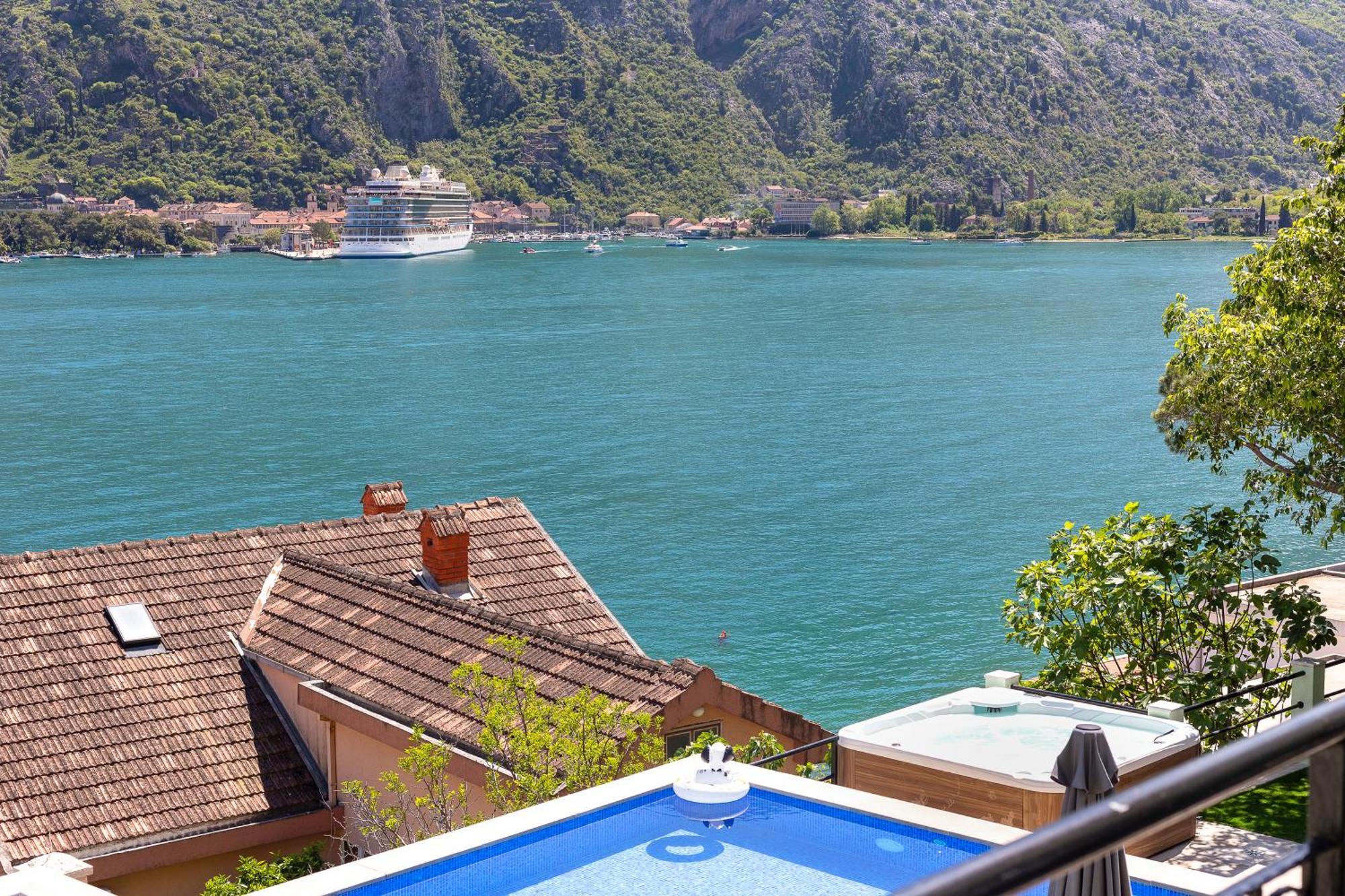 Dekaderon Lux Apartments Kotor Exterior photo